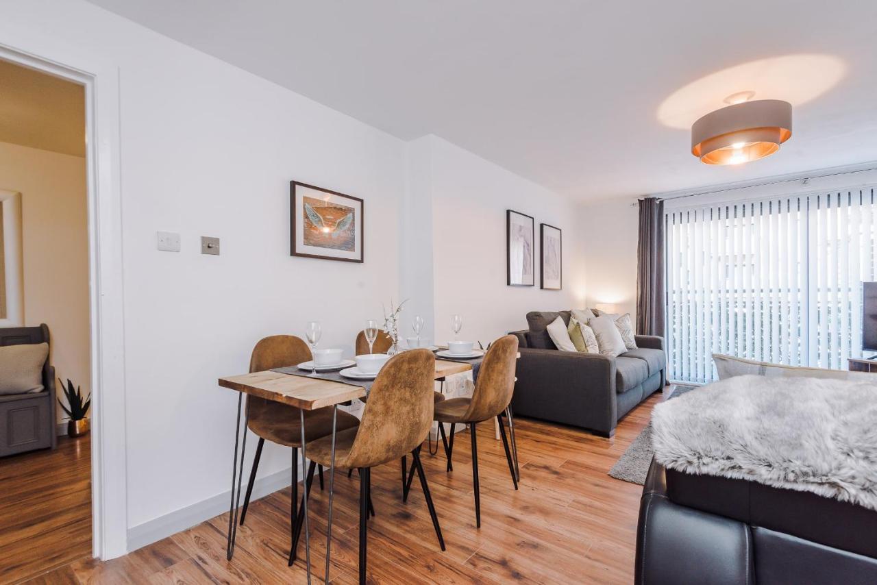 Host & - Liberty Place Apartment